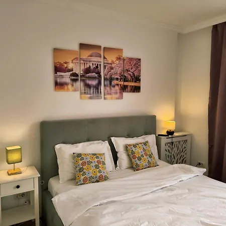 Apartment Ospitalier Clover - Free Parking, New Building *