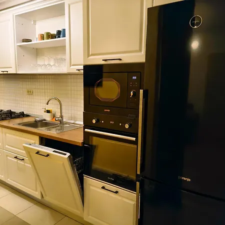 Ospitalier City Clover - Free Parking, New Building Apartment