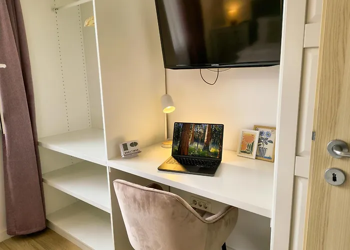 Ospitalier Clover - 2 King Beds, Free Undgrd Parking, 2bath Apartman *