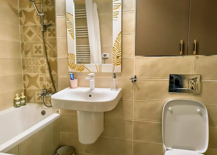 Ospitalier Clover - 2 King Beds, Free Undgrd Parking, 2bath