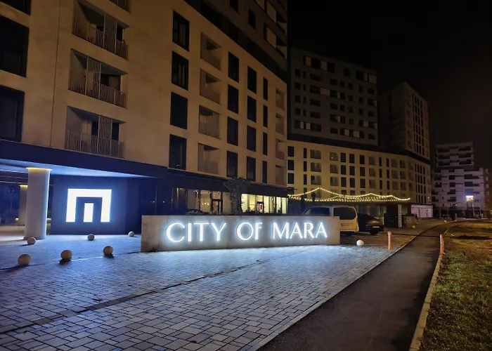 Apartman Ospitalier Clover - 2 King Beds, Free Undgrd Parking, 2bath