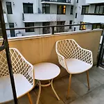 Apartment Ospitalier Clover - 2 King Beds, Free Undgrd Parking, 2bath