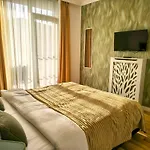 Apartment Ospitalier Clover - 2 King Beds, Free Undgrd Parking, 2bath *